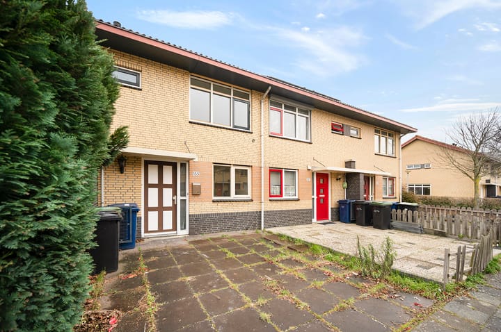 Photo 4 of Johannes Vermeerstraat 155