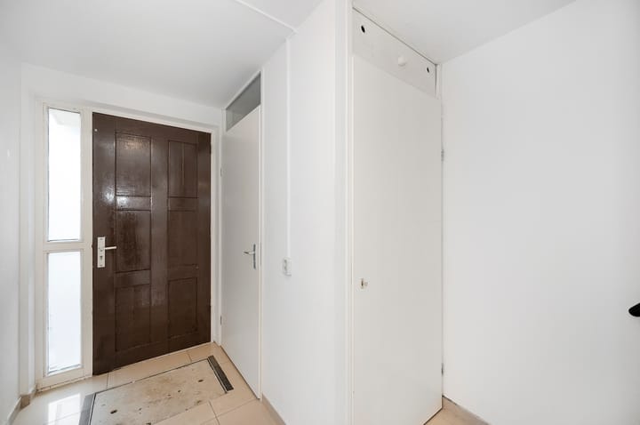 Photo 7 of Johannes Vermeerstraat 155