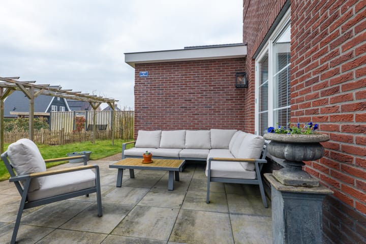 Photo 77 of Narcis 10