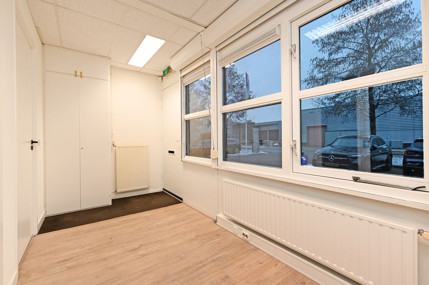 View photo 3 of Marconistraat 76