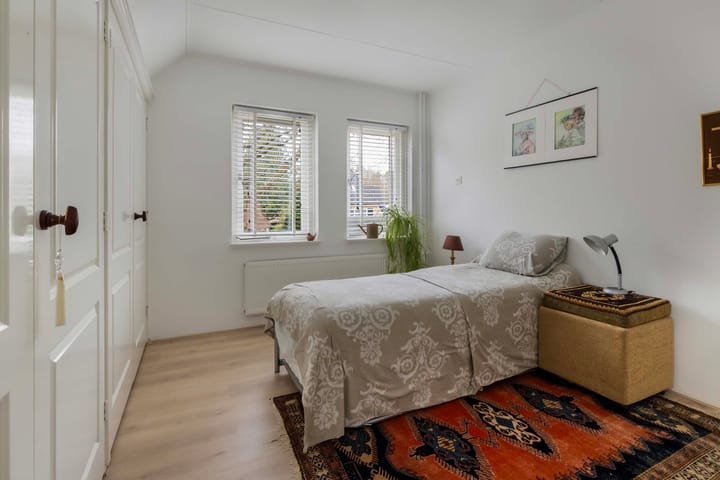 Photo 33 of Jachtlaan 151