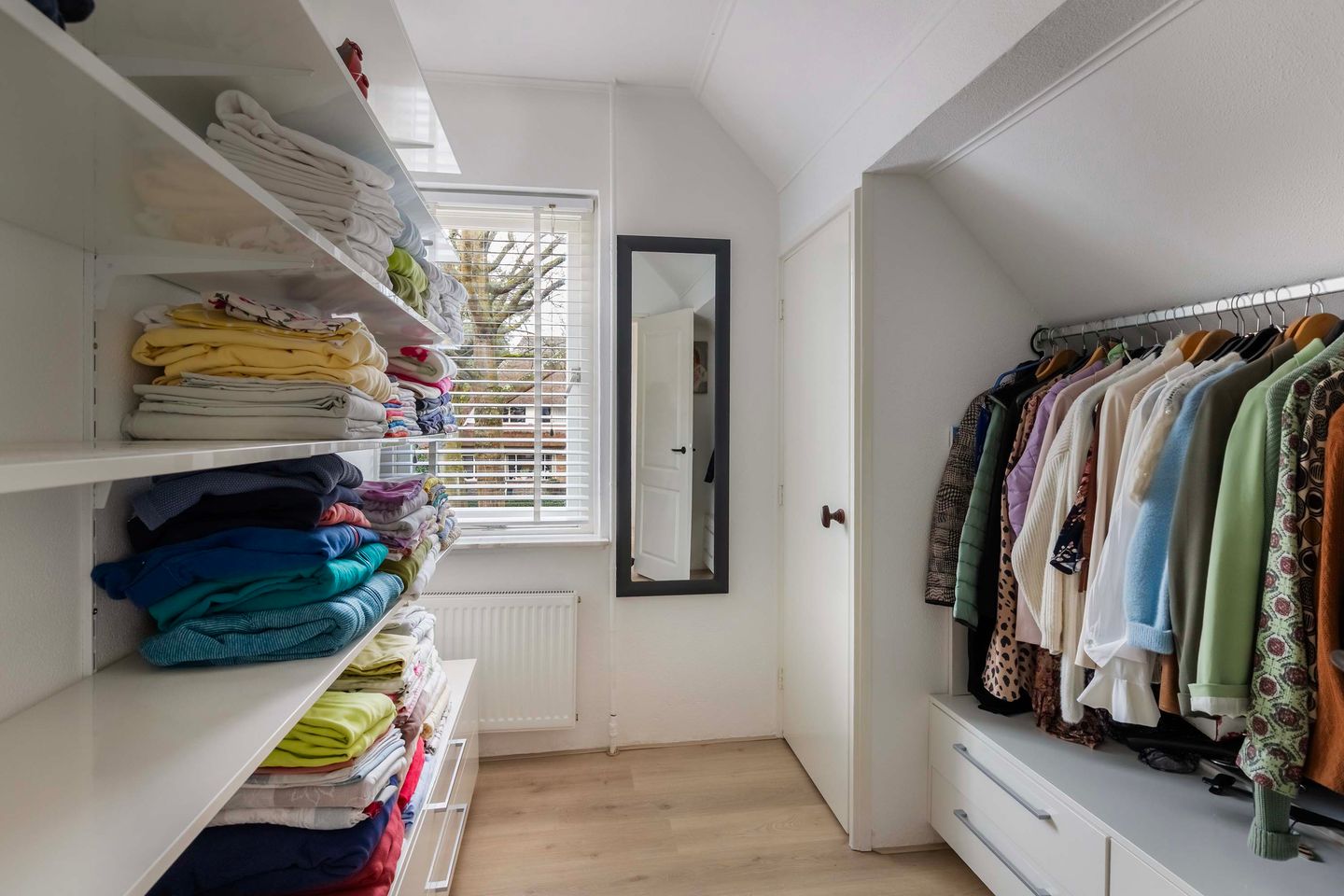 Foto 35 van Jachtlaan 151