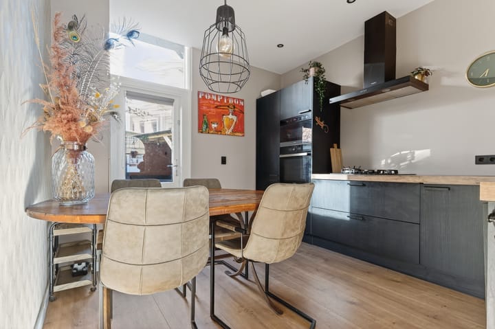 Photo 15 of Staringstraat 6