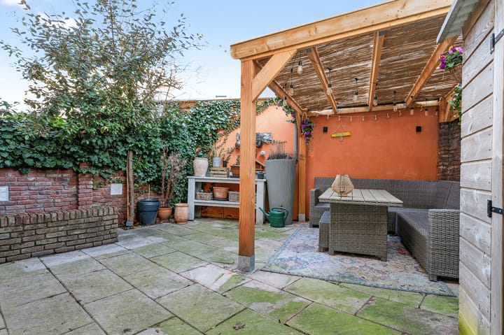 Photo 17 of Staringstraat 6