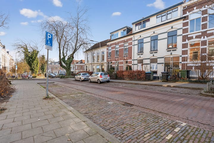 Photo 33 of Staringstraat 6