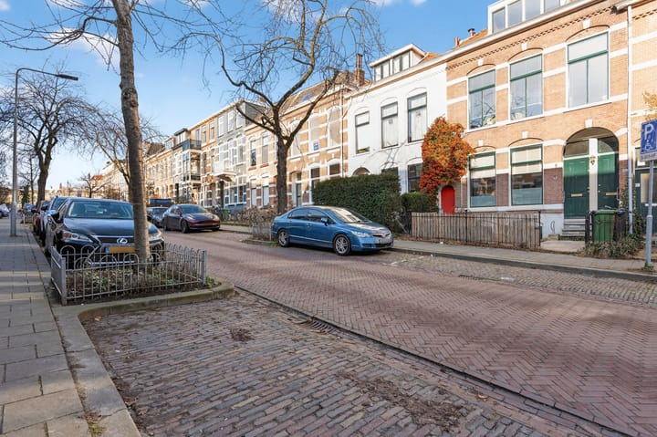 Photo 34 of Staringstraat 6