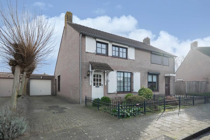 Photo 3 of Mgr. Van Dongenlaan 20