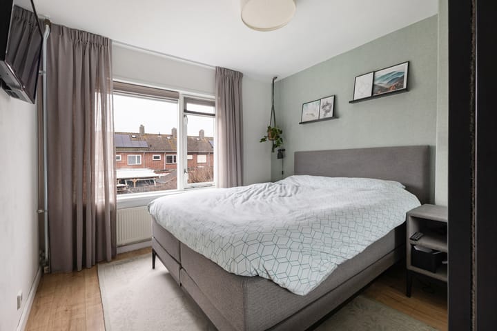 Foto 4 van Pijnboomstraat 63