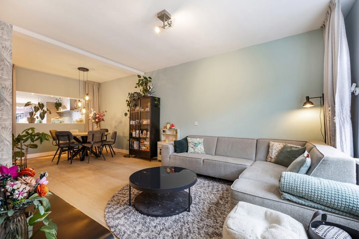 Foto 6 van Pijnboomstraat 63