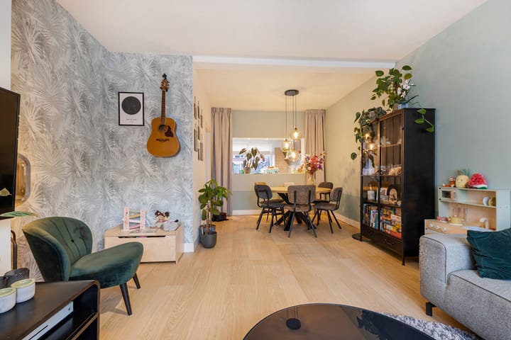 Foto 10 van Pijnboomstraat 63