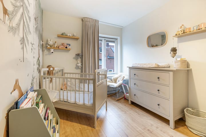 Foto 22 van Pijnboomstraat 63