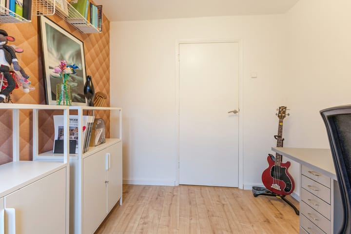 Foto 25 van Pijnboomstraat 63