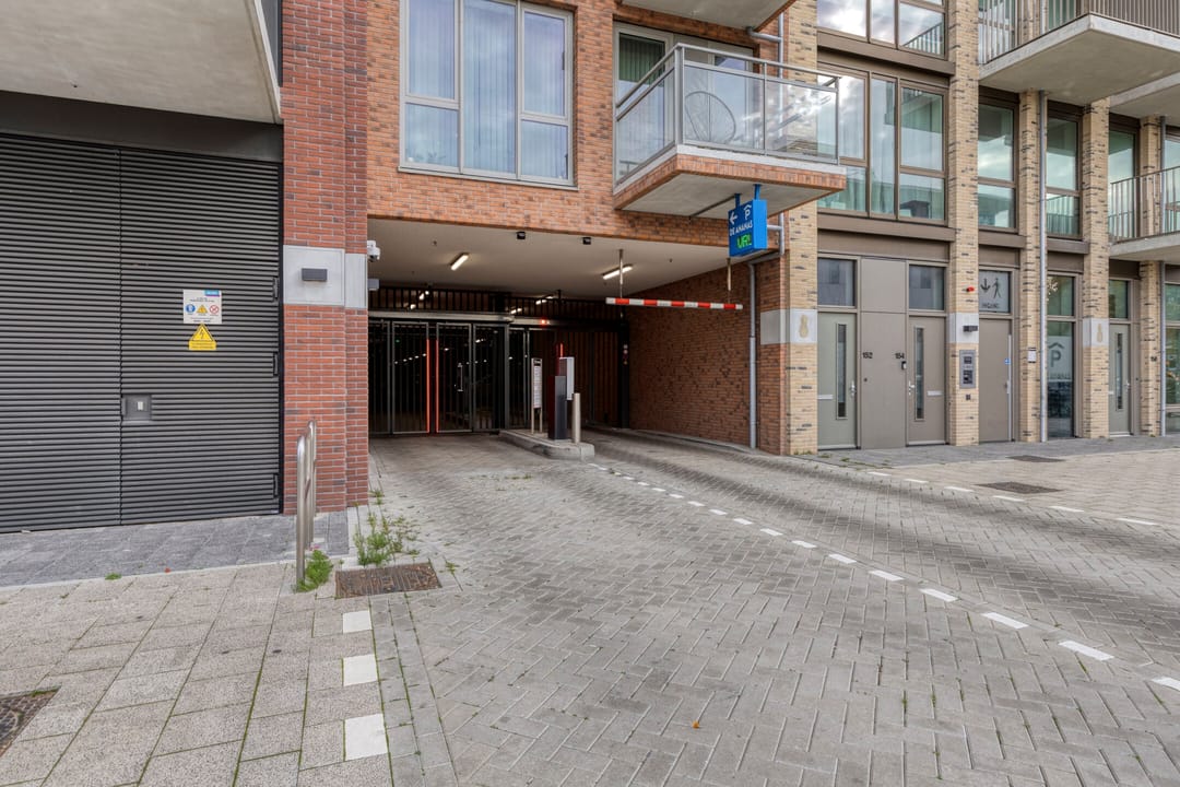 Photo 22 of Mangoweg 379