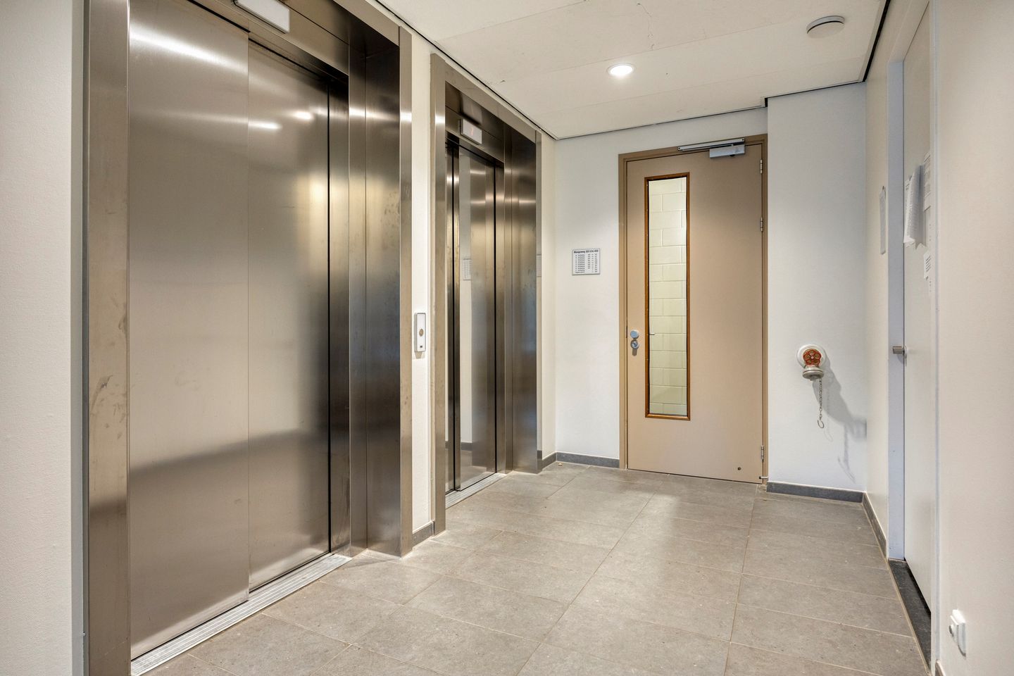 Photo 19 of Mangoweg 379