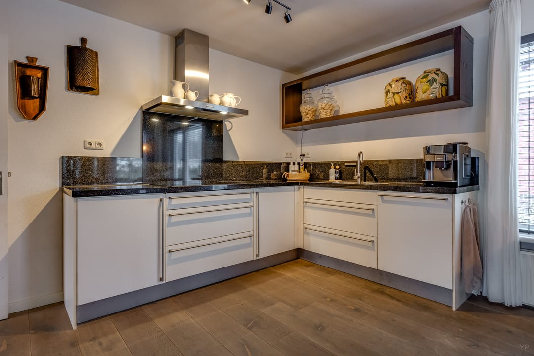 Foto 16 van Bovensteveenweg 2