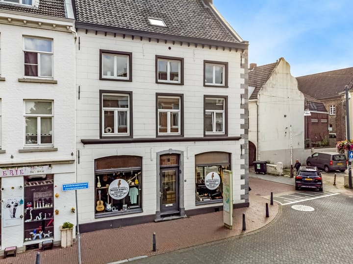 Minderbroedersstraat 19