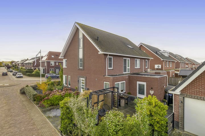 Foto 3 van Kastanjeleane 97