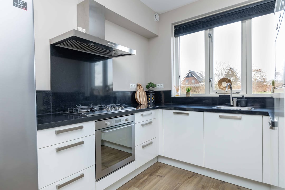 Photo 16 of Koningspage 87