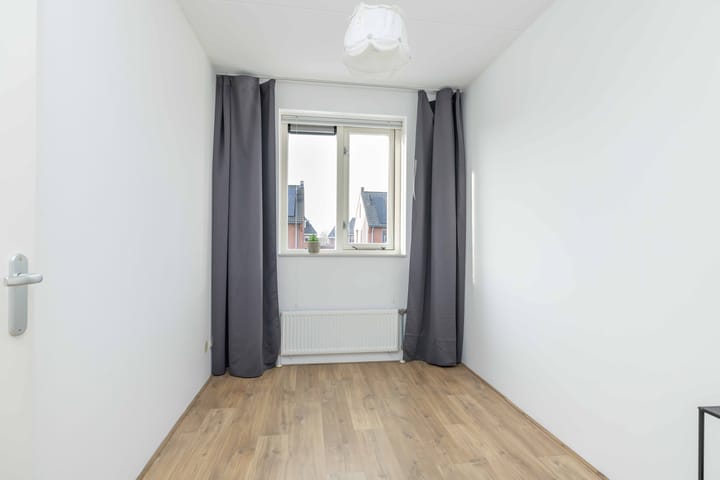 Foto 25 van Koningspage 87