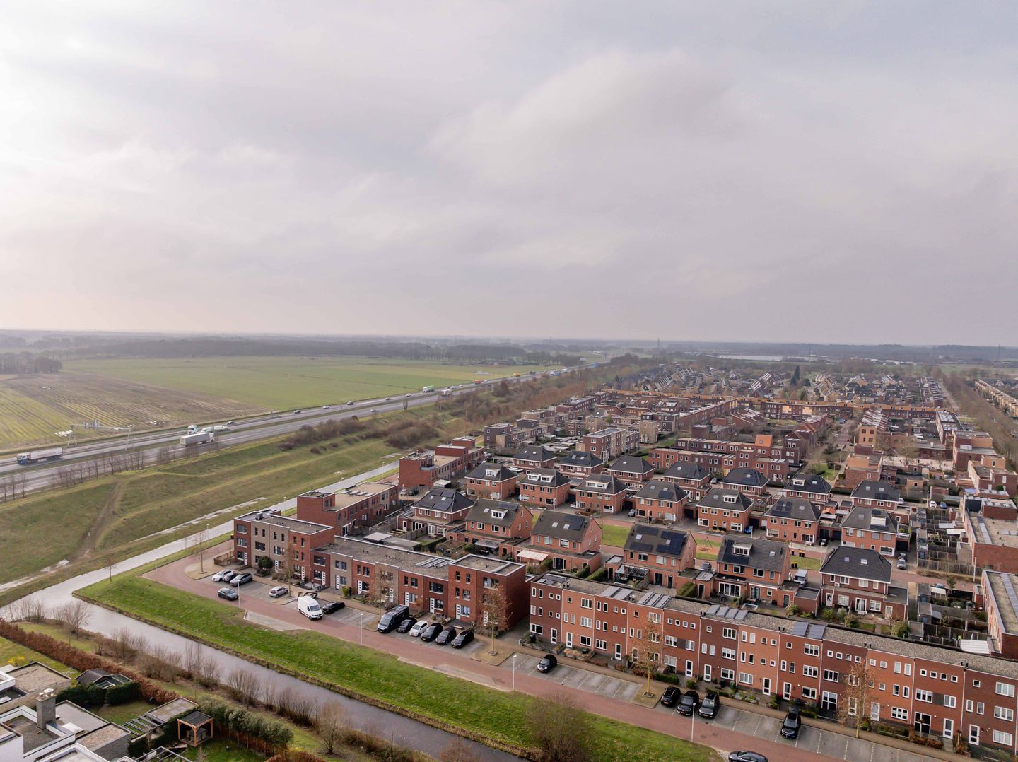 Photo 55 of Koningspage 87