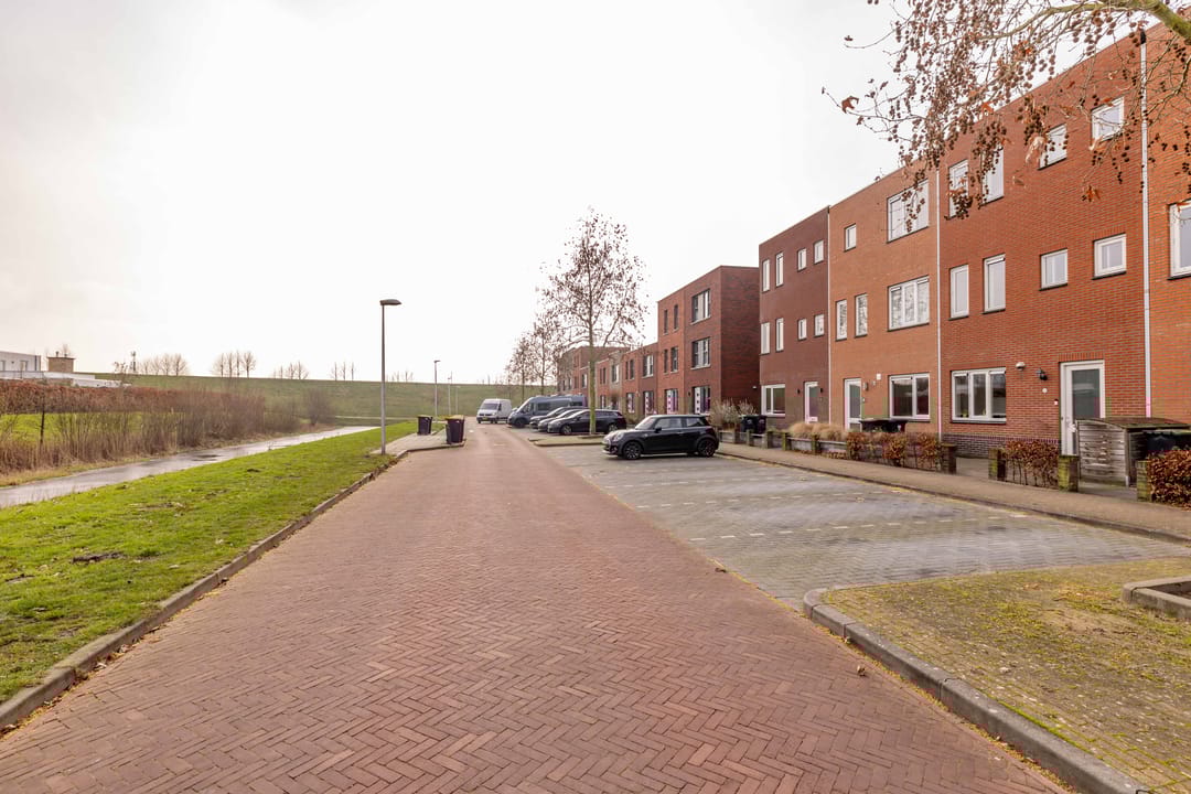 Photo 56 of Koningspage 87