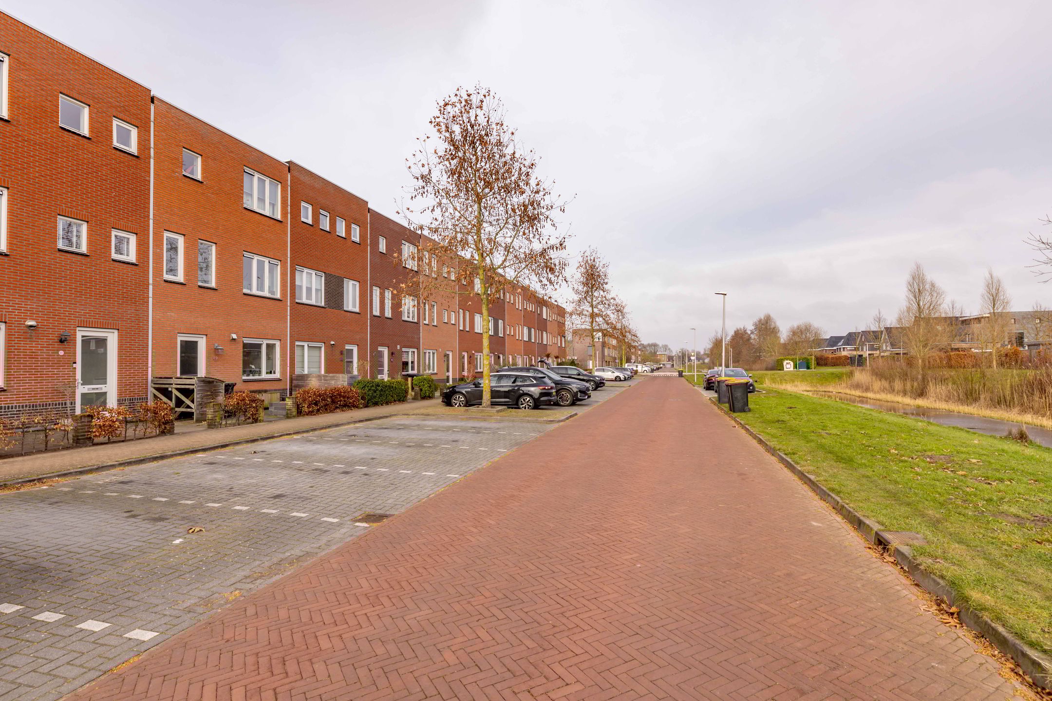 Photo 57 of Koningspage 87