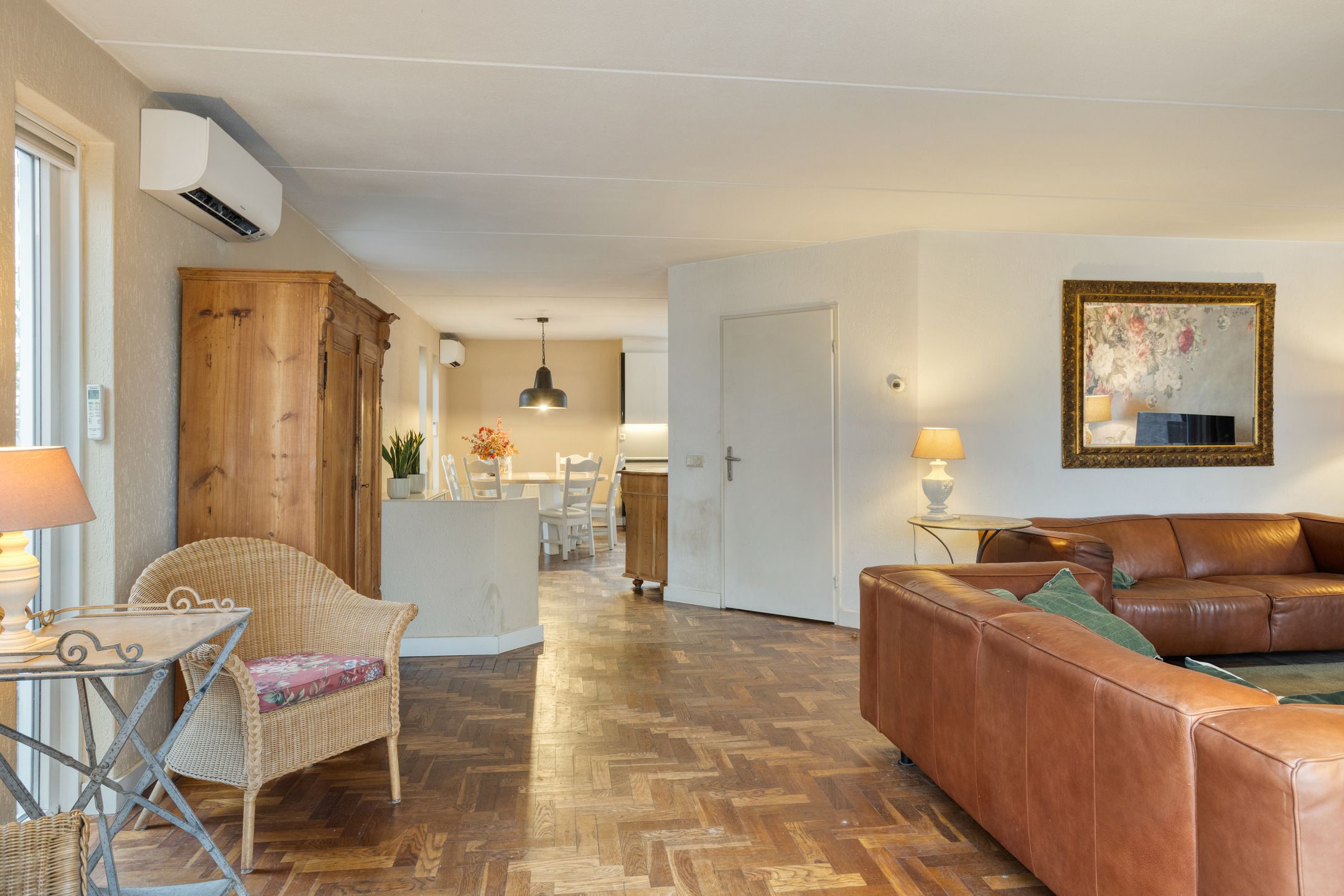 Foto 12 van Hermelijn 43