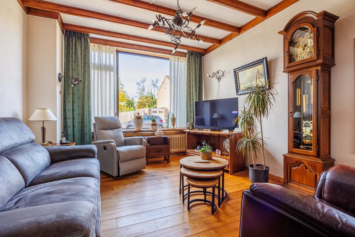 Photo 5 of de Ruyterstraat 10