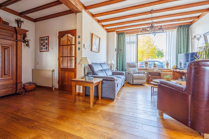 Photo 7 of de Ruyterstraat 10