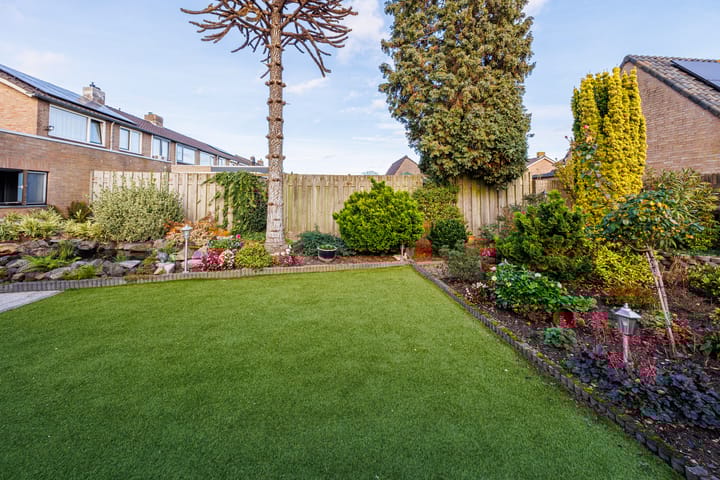 Photo 28 of de Ruyterstraat 10