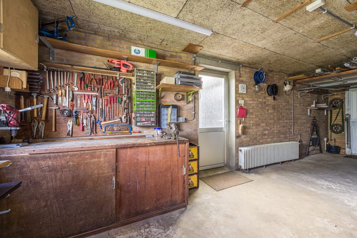 Photo 34 of de Ruyterstraat 10