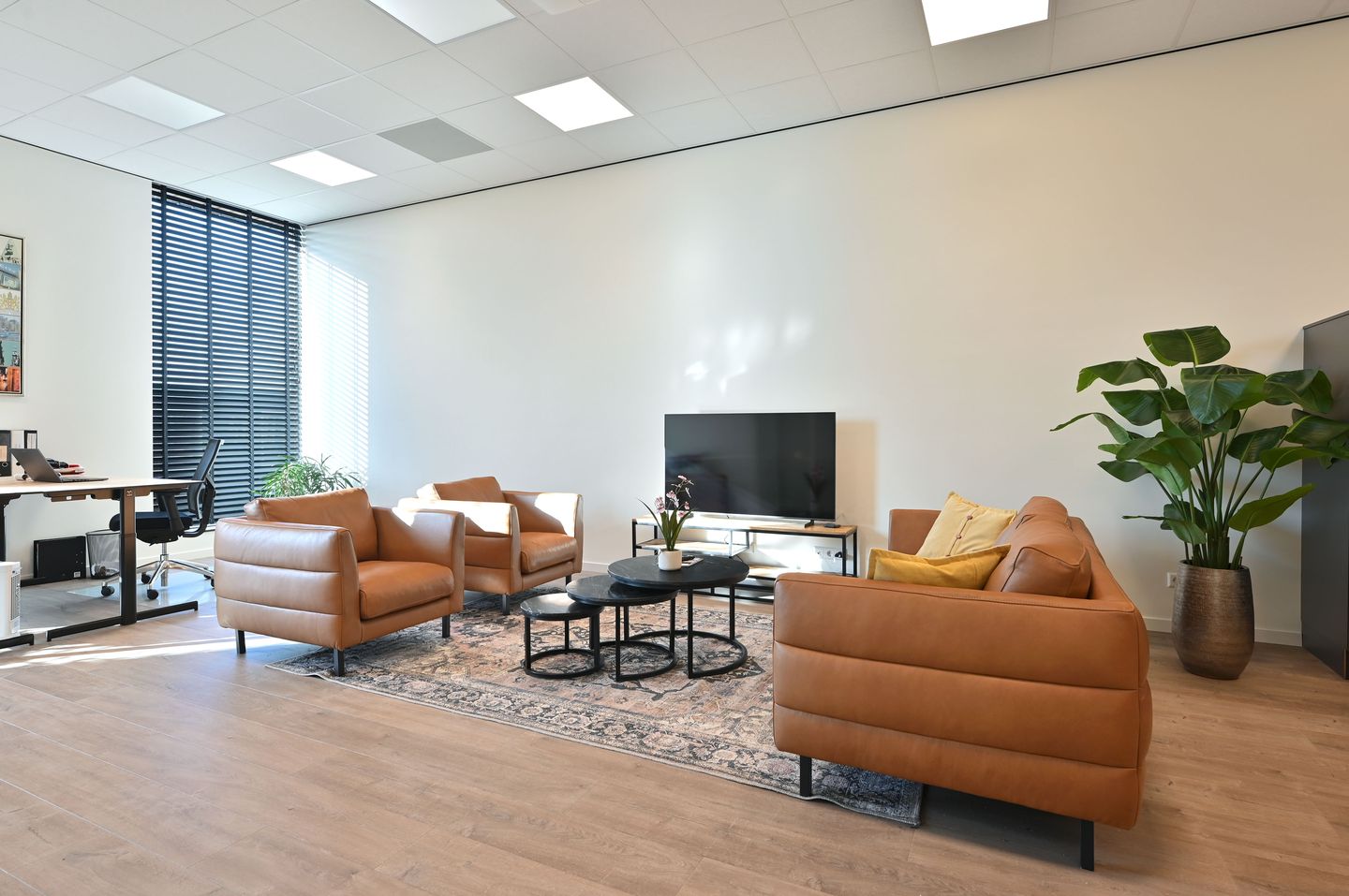 View photo 2 of Deltazijde 34-e