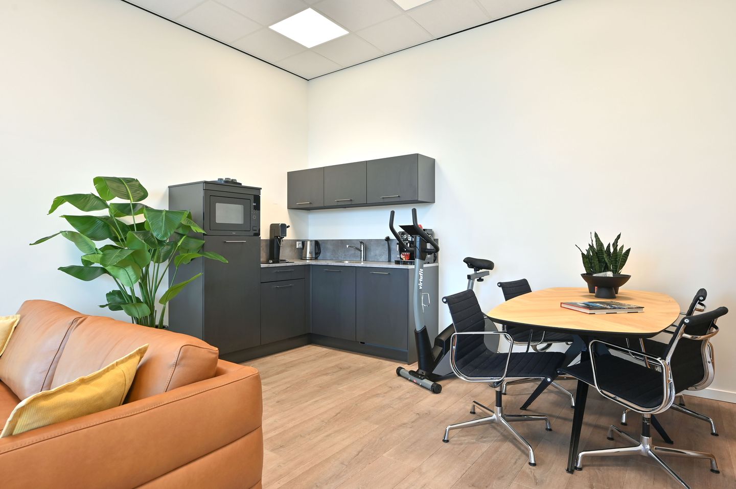 Bekijk foto 5 van Deltazijde 34-e