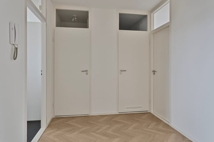 Foto 13 van Hobokenstraat 221