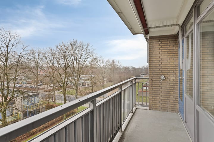 Foto 32 van Hobokenstraat 221