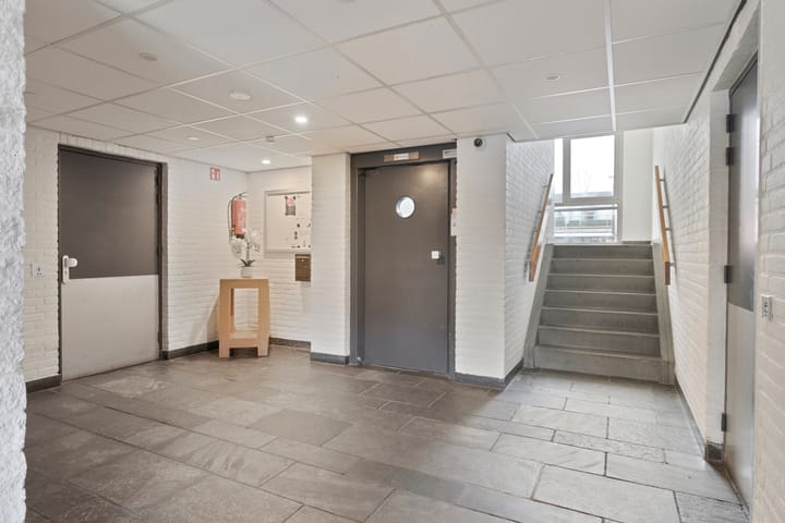 Foto 37 van Hobokenstraat 221