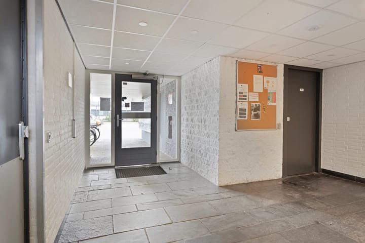 Foto 38 van Hobokenstraat 221