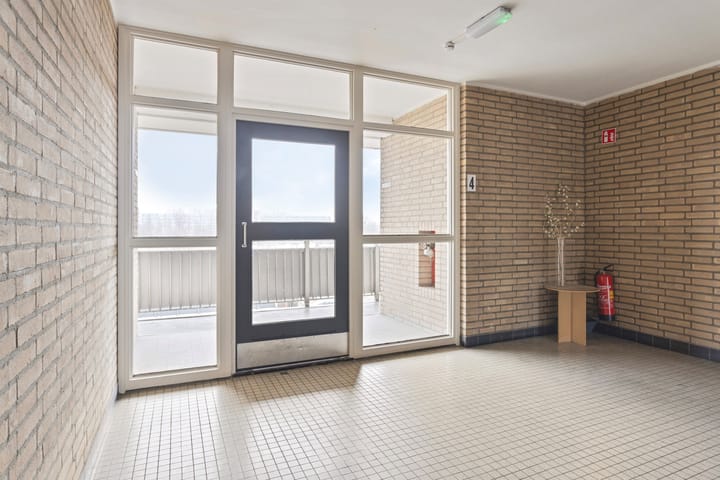 Foto 40 van Hobokenstraat 221