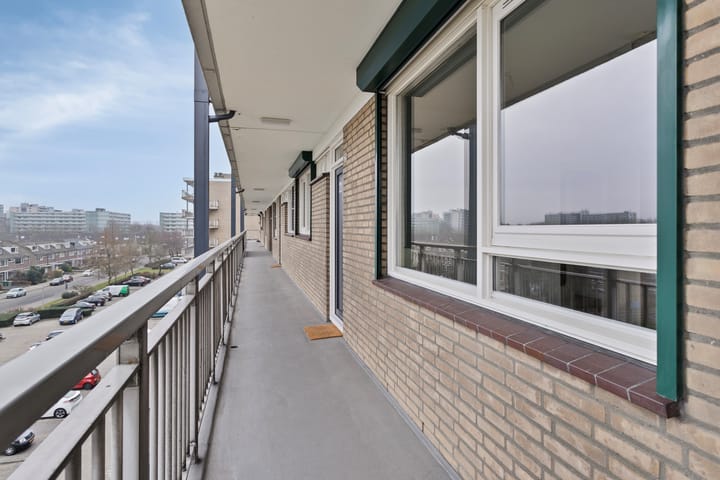 Foto 41 van Hobokenstraat 221