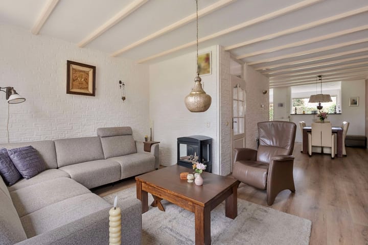 Photo 3 of Clematisstraat 28