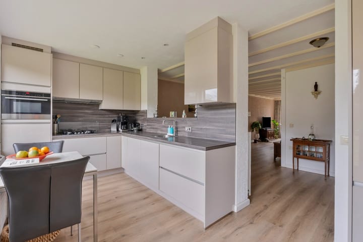 Foto 7 van Clematisstraat 28