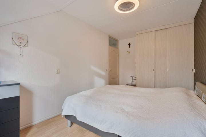 Foto 13 van Clematisstraat 28