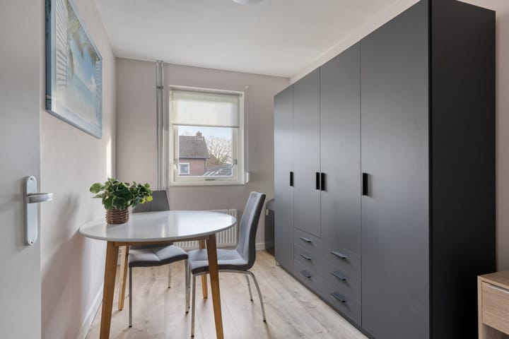 Photo 21 of Den Tip 5