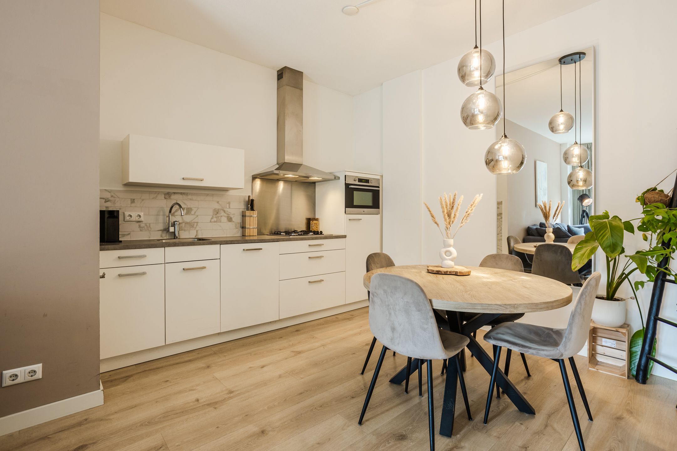 Foto 15 van Govert Flinckstraat 11-D