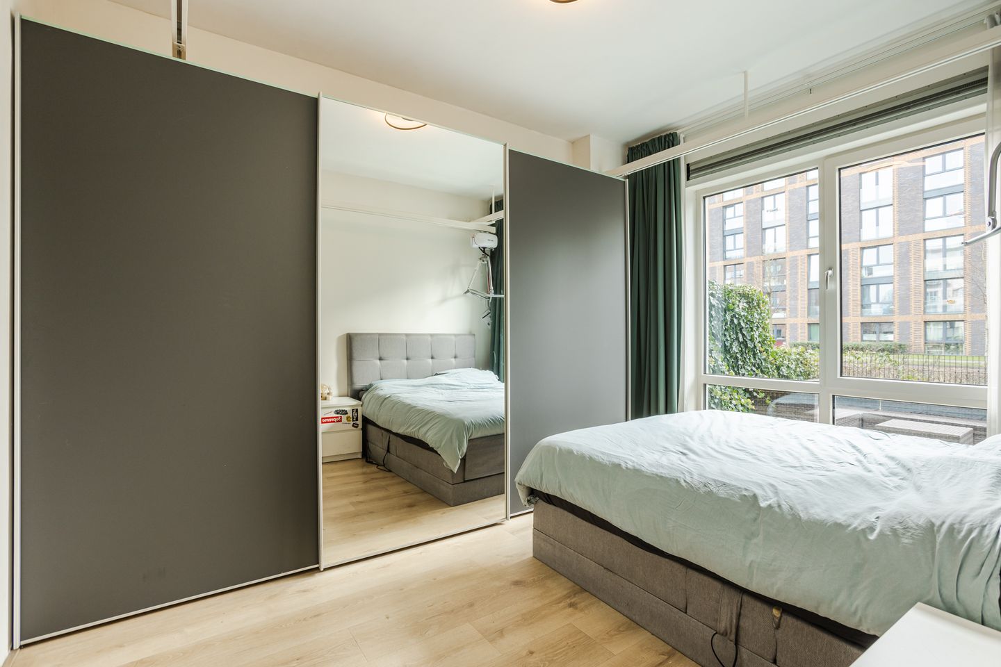 Foto 20 van Govert Flinckstraat 11-D