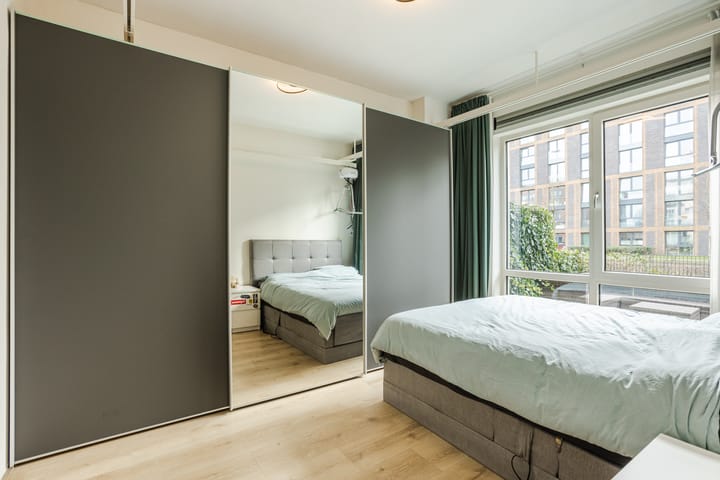 Foto 20 van Govert Flinckstraat 11-D