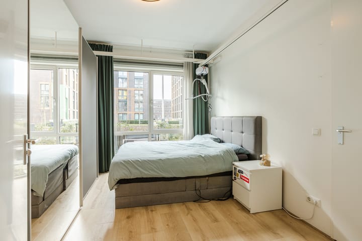 Foto 21 van Govert Flinckstraat 11-D