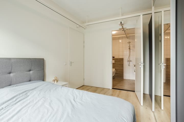 Foto 23 van Govert Flinckstraat 11-D