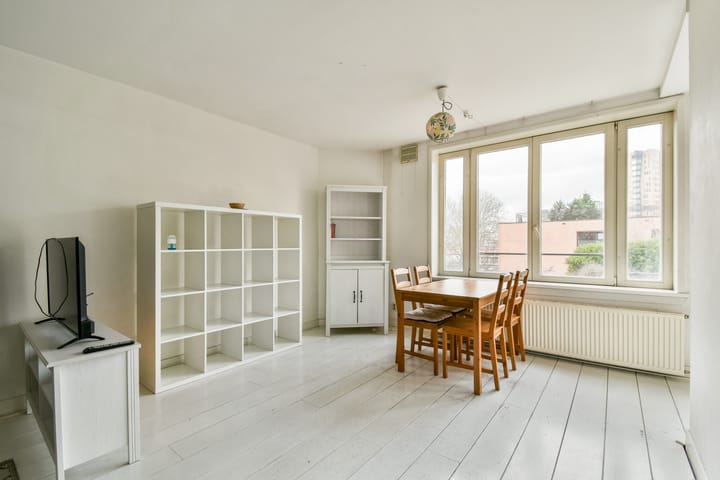 Photo 5 of Willem Leevendstraat 1-2