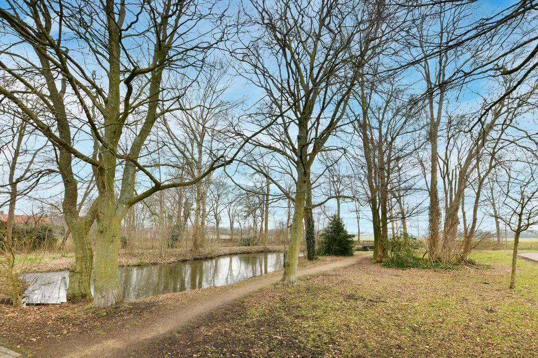 Foto 23 van Koningin Emmalaan 8